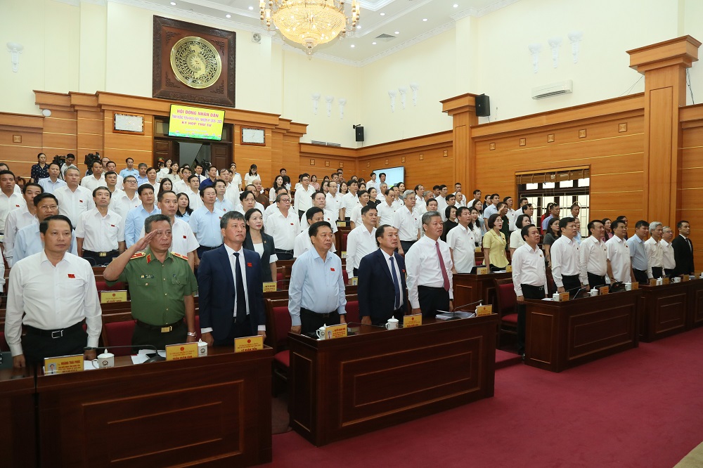 Kỳ họp thứ tư HĐND tỉnh khóa XVIII kiện toàn chức danh Phó Chủ tịch UBND tỉnh và thông qua nhiều nội dung quan trọng